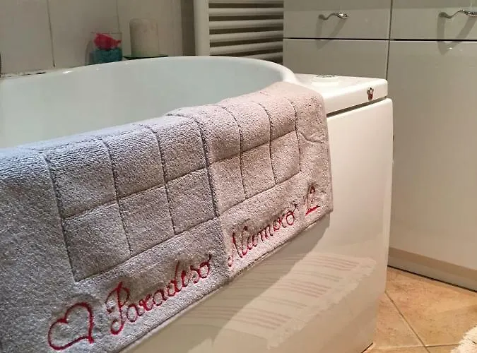 Paradiso Numero 12 *